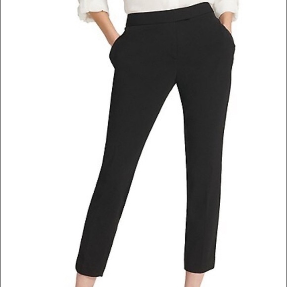 Dkny Pants - DKNY Black Minimalist slim-fit Cropped pants size 6